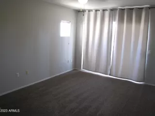 Photo #4: 6630899 Listing