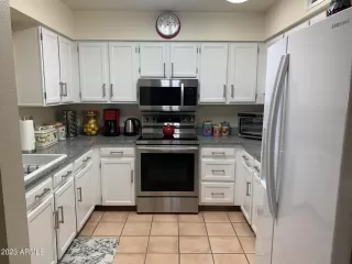 Photo #2: 6631258 Listing 