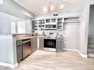 Photo #1: 6631322 Listing