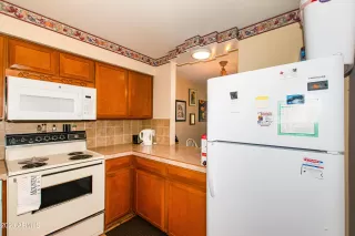 Photo #3: 6631386 Listing