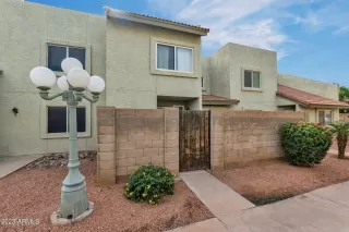 Photo #2: 6631446 Listing