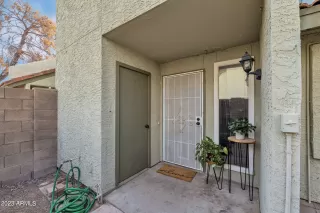 Photo #3: 6631446 Listing