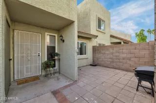 Photo #4: 6631446 Listing