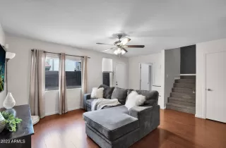 Photo #5: 6631446 Listing