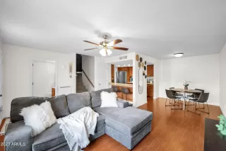 Photo #6: 6631446 Listing