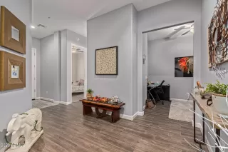 Photo #5: 6631532 Listing