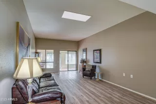 Photo #6: 6631640 Listing