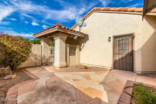 Photo #5: 6631877 Listing