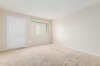 Photo #3: 6632016 Listing