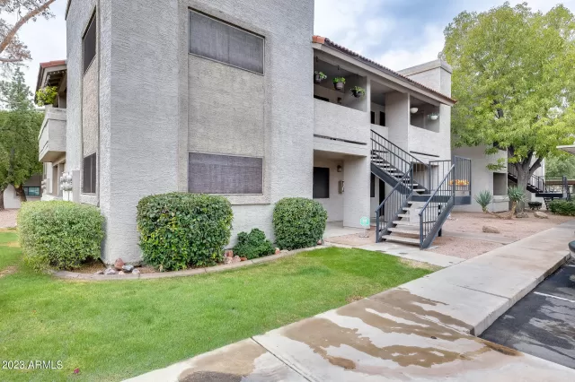 MLS: 6632092 Condo For Sale