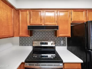 Photo #4: 6632102 Listing