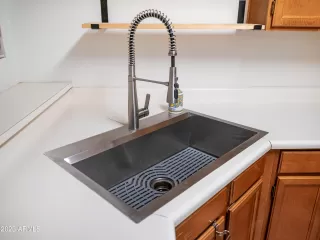 Photo #6: 6632102 Listing