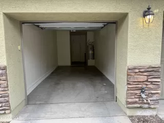 Photo #5: 6632709 Listing