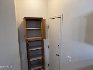 Photo #6: 6632709 Listing