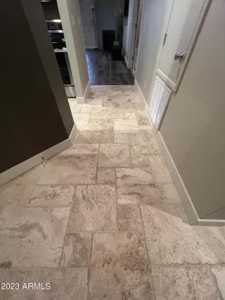 Photo #2: 6632784 Listing