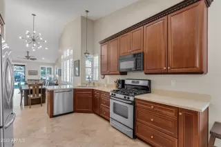 Photo #6: 6632955 Listing