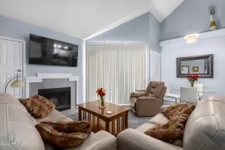 Photo #6: 6633018 Listing 