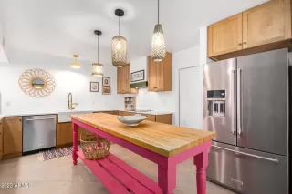 Photo #1: 6633359 Listing