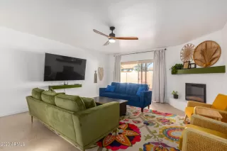 Photo #4: 6633359 Listing