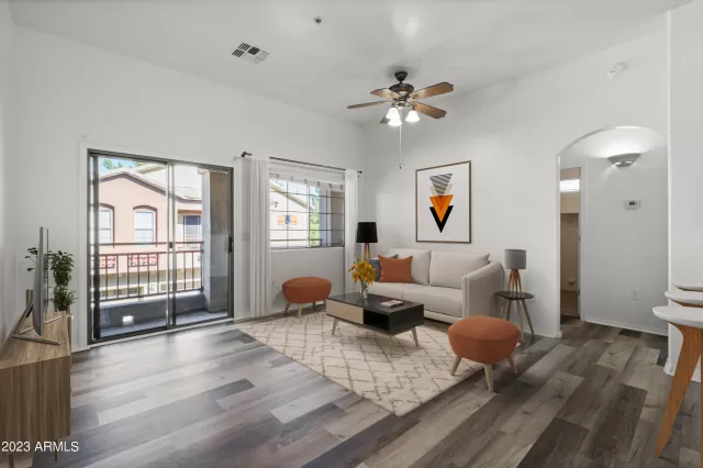 MLS: 6633379 Condo For Sale