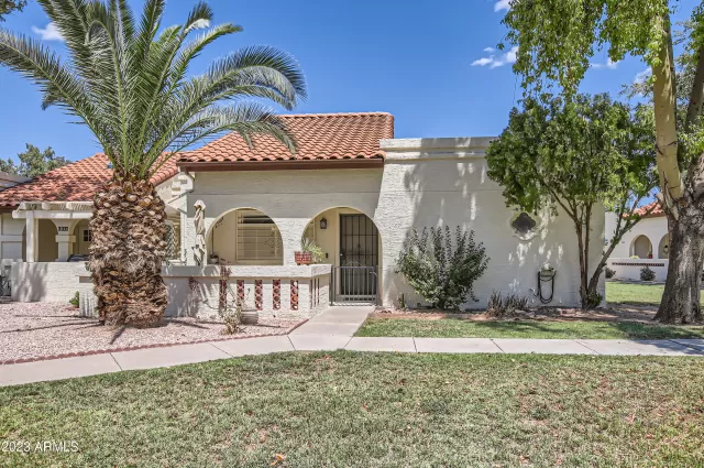 MLS: 6633529 Condo For Sale