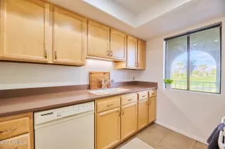 Photo #6: 6633659 Listing