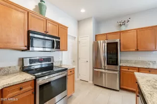 Photo #4: 6633785 Listing 