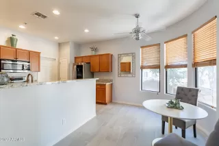 Photo #6: 6633785 Listing 