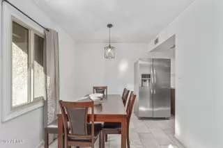 Photo #6: 6633844 Listing