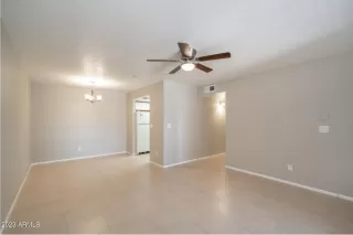 Photo #3: 6633899 Listing 