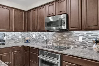 Photo #1: 6633928 Listing 