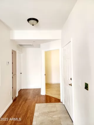 Photo #3: 6633943 Listing