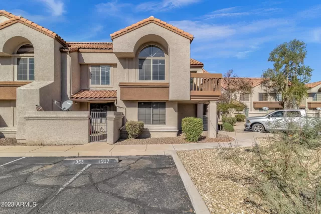 MLS: 6633970 Condo For Sale