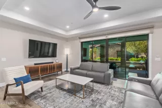 Photo #2: 6634006 Listing 