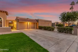 Photo #5: 6634098 Listing