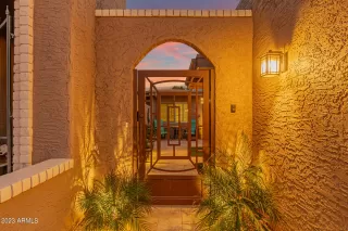 Photo #6: 6634098 Listing