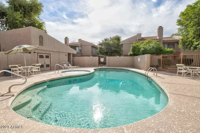 MLS: 6634188 Condo For Sale