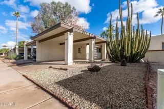 Photo #3: 6634570 Listing