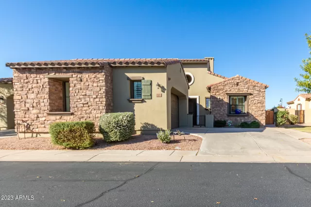 MLS: 6634682 Condo For Sale