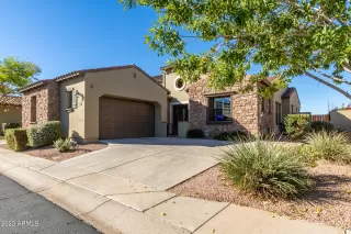 Photo #1: 6634682 Listing