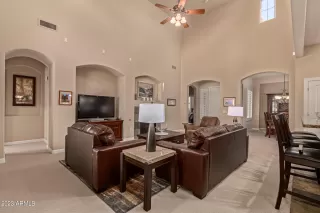 Photo #5: 6634682 Listing