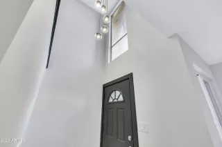 Photo #4: 6635271 Listing