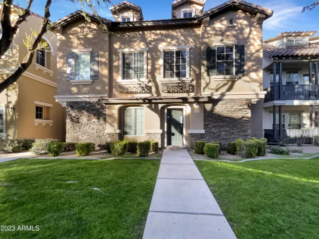 MLS: 6635274 Condo For Sale