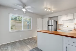 Photo #4: 6635469 Listing 