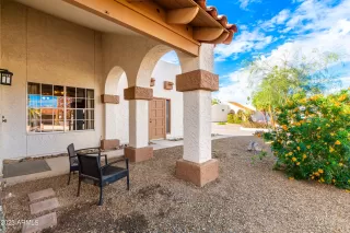 Photo #2: 6635514 Listing