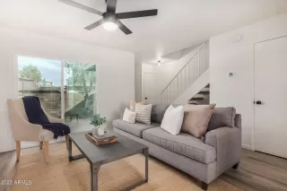 Photo #4: 6635535 Listing