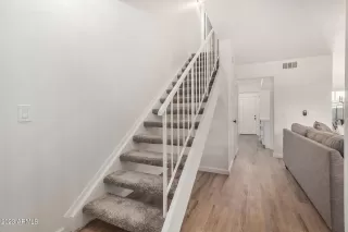 Photo #5: 6635535 Listing