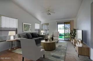 Photo #5: 6635864 Listing