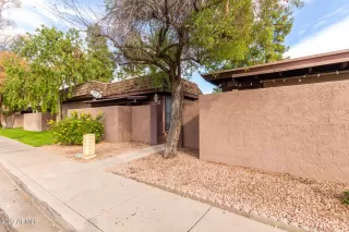 Photo #2: 6635865 Listing