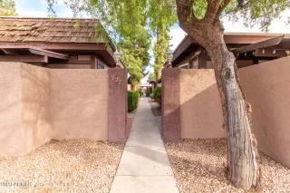 Photo #4: 6635865 Listing